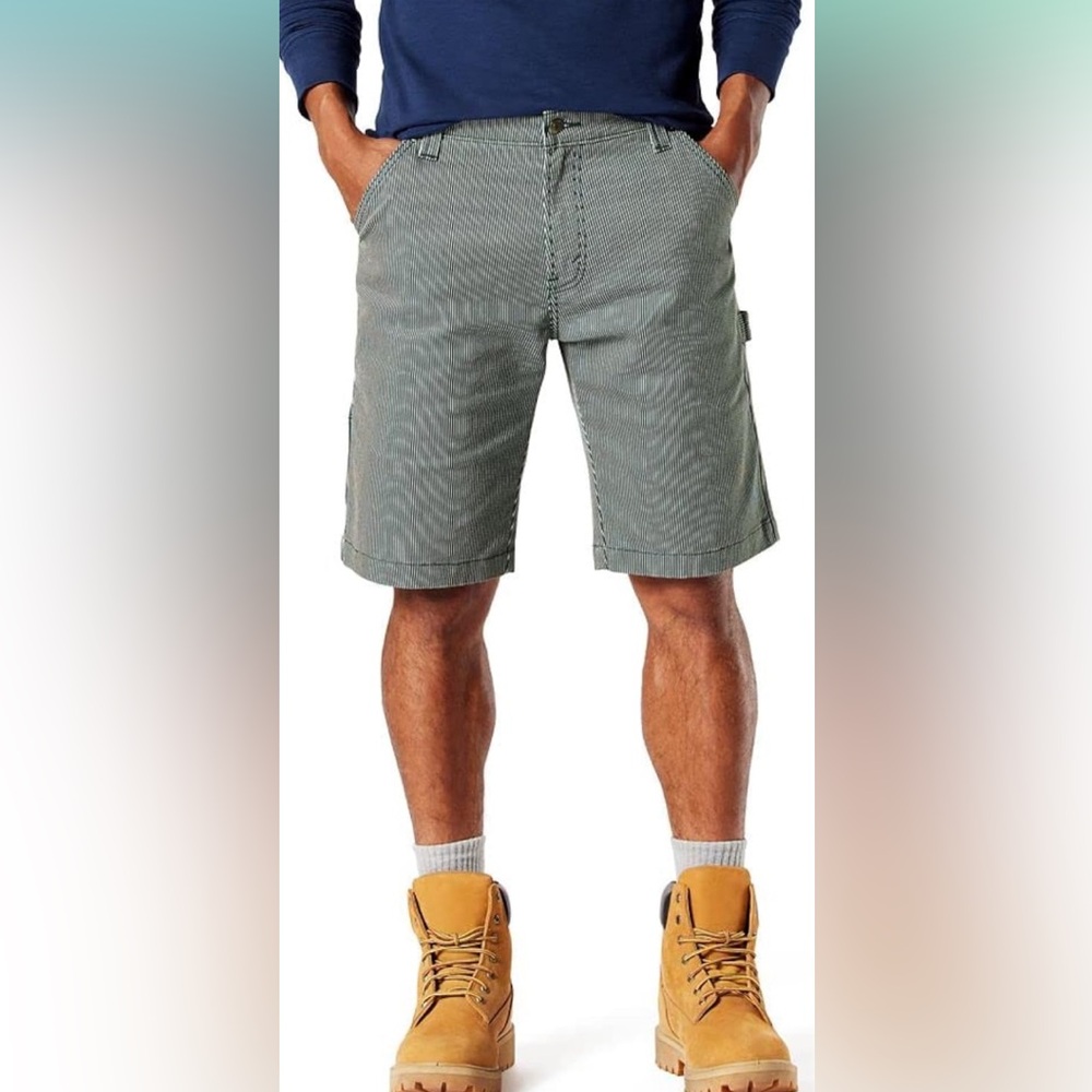 LEVI'S™️ SIGNATURE GOLD Men's Size 40 Hickory Striped Denim Shorts